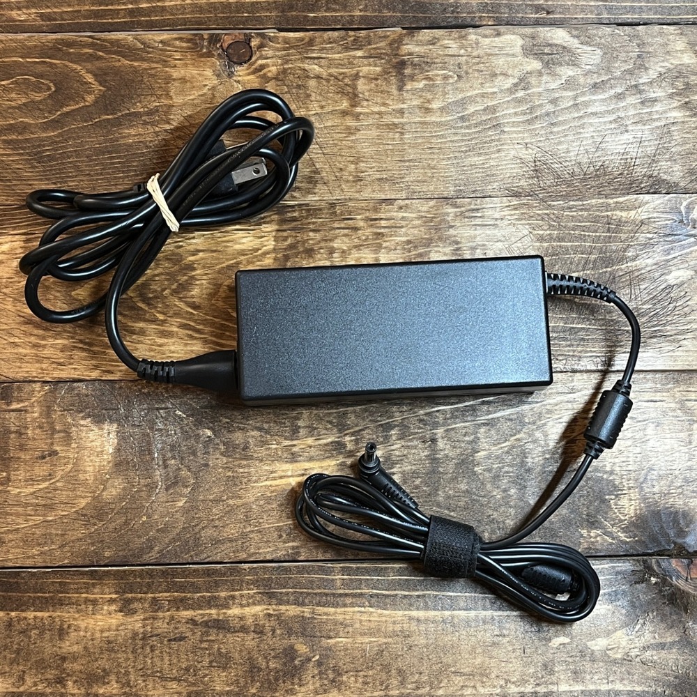 AcBel ADC027 120W AC Adapter 19.0V 6.32A Laptop Power Supply Charger Black